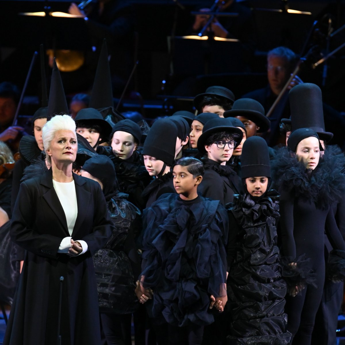 Garsington Opera (@garsingtonopera) on Twitter photo 'The magic truly took over' Arts Desk
What an unforgettable evening at the enchanting <a href="/RoyalAlbertHall/">Royal Albert Hall</a> following our <a href="/bbcproms/">BBC Proms</a> debut with Britten's A Midsummer Night's Dream with the <a href="/philharmonia/">Philharmonia Orchestra</a>
A dream-like experience from start to finish.
📸 BBC / Chris Christodoulou 'The magic truly took over' Arts Desk
What an unforgettable evening at the enchanting <a href="/RoyalAlbertHall/">Royal Albert Hall</a> following our <a href="/bbcproms/">BBC Proms</a> debut with Britten's A Midsummer Night's Dream with the <a href="/philharmonia/">Philharmonia Orchestra</a>
A dream-like experience from start to finish.
📸 BBC / Chris Christodoulou