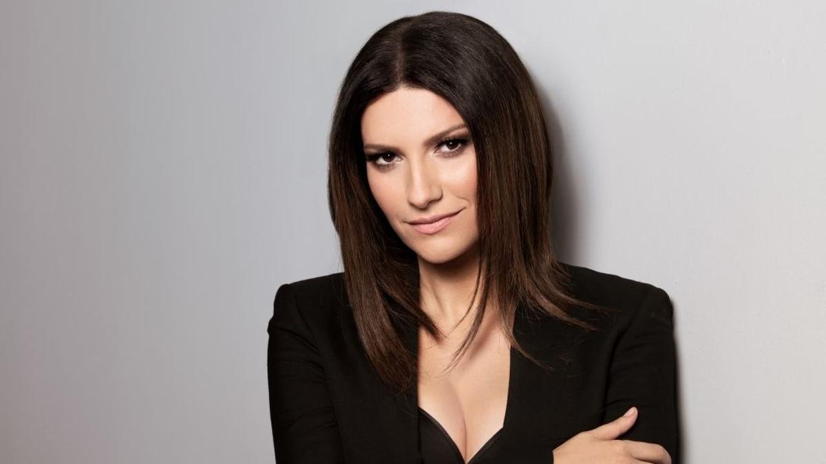 ¡DIFÍCIL! 😱
Me muero de ganas de ir a un concierto de...
🔄 ALEJANDRO SANZ 
❤️ LAURA PAUSINI