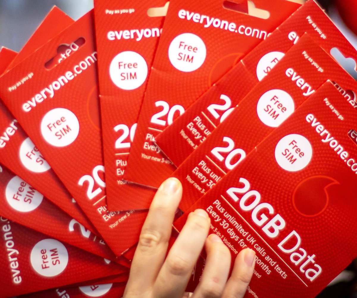 Digital Dorset (@digitaldorset) on Twitter photo Today is #EndDigitalPovertyDay We’ve joined forces with <a href="/GoodThingsFdn/">Good Things Foundation</a> to offer SIM cards for people who cannot afford data and struggle to get online. For more information 👉 orlo.uk/help_with_mobi… Today is #EndDigitalPovertyDay We’ve joined forces with <a href="/GoodThingsFdn/">Good Things Foundation</a> to offer SIM cards for people who cannot afford data and struggle to get online. For more information 👉 orlo.uk/help_with_mobi…