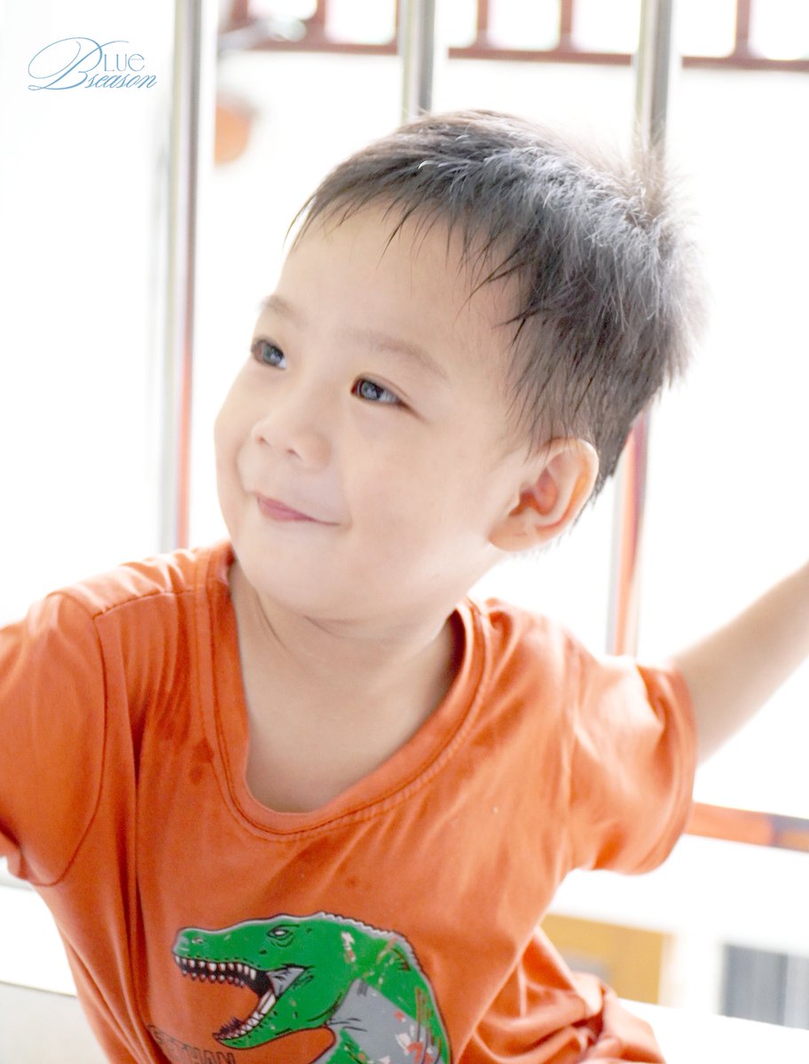 blueseason0912's tweet photo. [PART 1: GIVE LOVE - CHARITY PROJECT]

We had a charity activity under the name of Plave Yejun and Vietnam Pllis

- Donated 6 million VND and 50 gifts to the orphanage.

- Donated 2,2 million VND to Vietnamese people who affected by Yagi Typhoon.

#플레이브 #예준 #Yejun #PLAVE https://t.co/09uRU9df9i