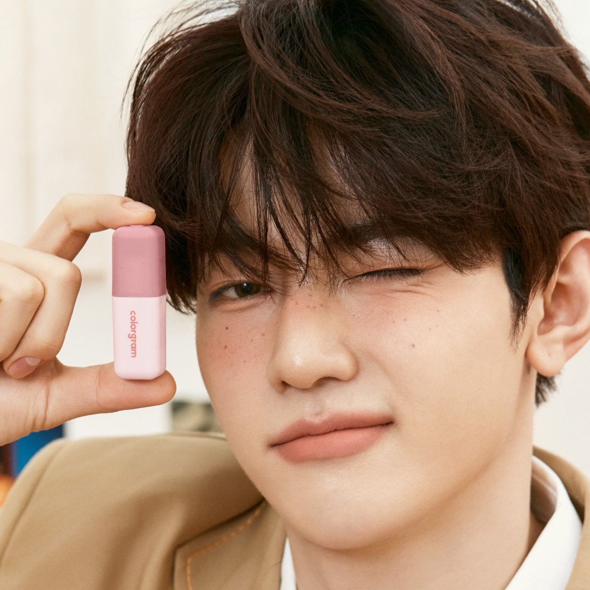 zhang hao with blush and freckles 🥹