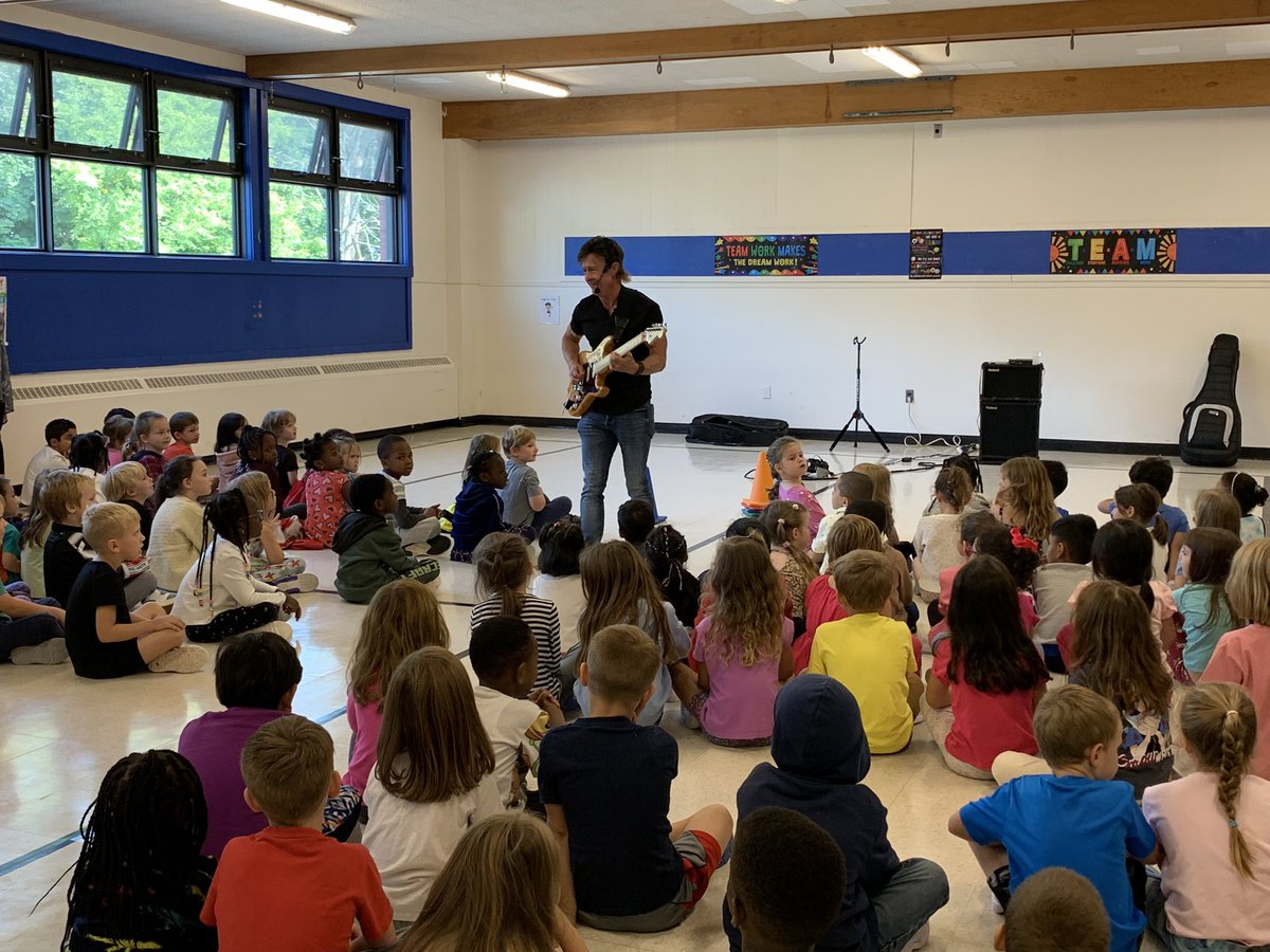 Forest Hill Elementary School tweet media