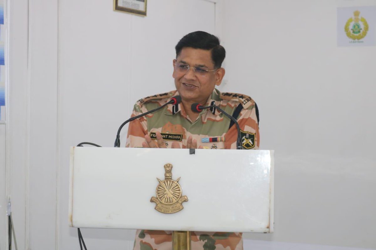 ITBP_official's tweet photo. An insightful awareness programme for 'Suicide Prevention Day' was conducted at #22BN Campus by Dr. Prashant Mishra and Dr. Krishnendu Datta, esteemed psychiatrists of #ITBP. Their guidance and knowledge emphasized mental health awareness and the importance of prevention. https://t.co/Y2uDbRIj7N