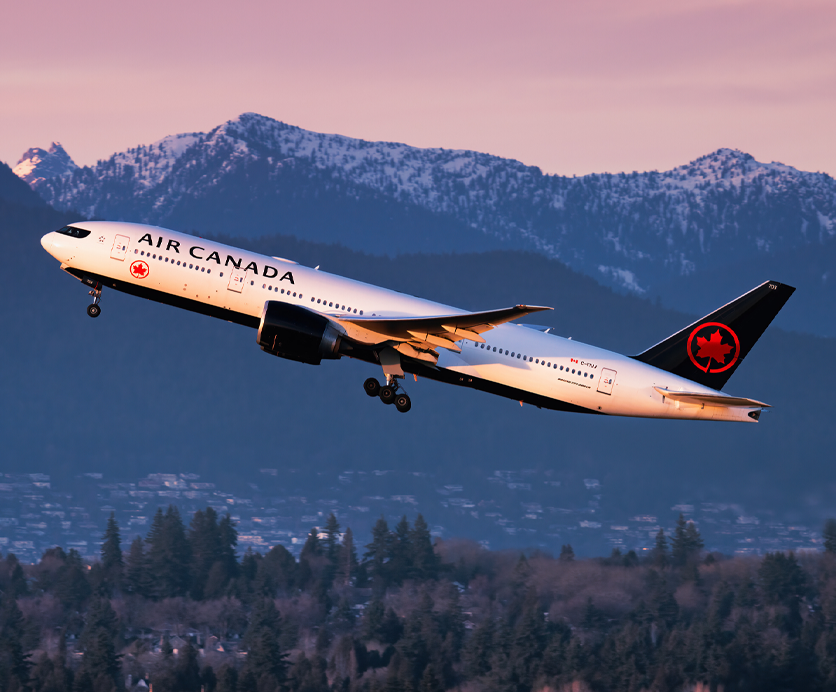 CdnChamberofCom's tweet image. 1/3 Today, we joined @BizCouncilofCan, @CFIB, @conseilpatronat, and @TIAOtweets in Ottawa to call on the federal government to take decisive action to prevent a potential labour disruption between Air Canada and the Airline Pilots Association (ALPA) ➡️ bit.ly/3AYYtph