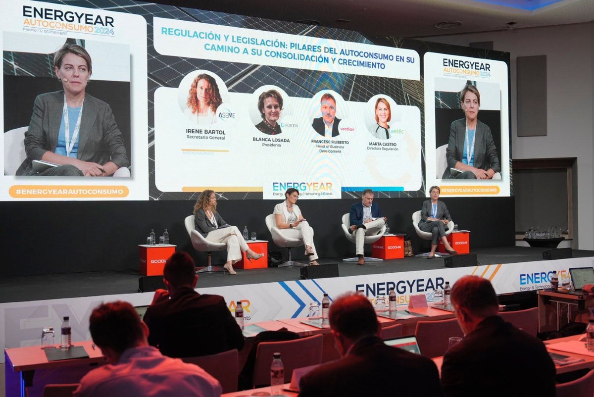 _ASEME's tweet image. .@IreneBartol @_ASEME, moderó: "Regulación y Legislación: Pilares del Autoconsumo" de @NRGyear. Se debatió sobre los retos y oportunidades del #autoconsumo en España, con foco en la regulación, digitalización y el rol activo del consumidor.

ℹ️ aseme.org/actualidad/ire…

#energyear