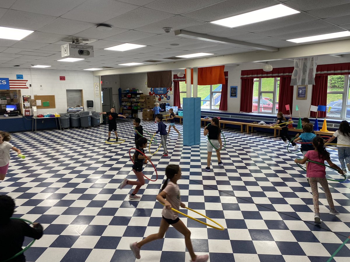 BRPE10's tweet photo. Practicing spatial awareness with a game of Spaceship Tag this week in PE.  @BetsyRossMahwah https://t.co/0uxKnv2HfB
