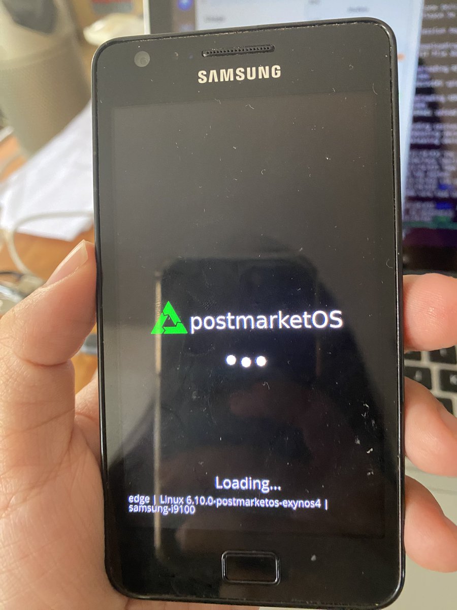 nondescryptid's tweet photo. got postmarketos on my old samsung galaxy S II!! but after checking dmesg it appears that loading broadcom firmware failed so I have no wifi for now https://t.co/Lxi6ik2iFl