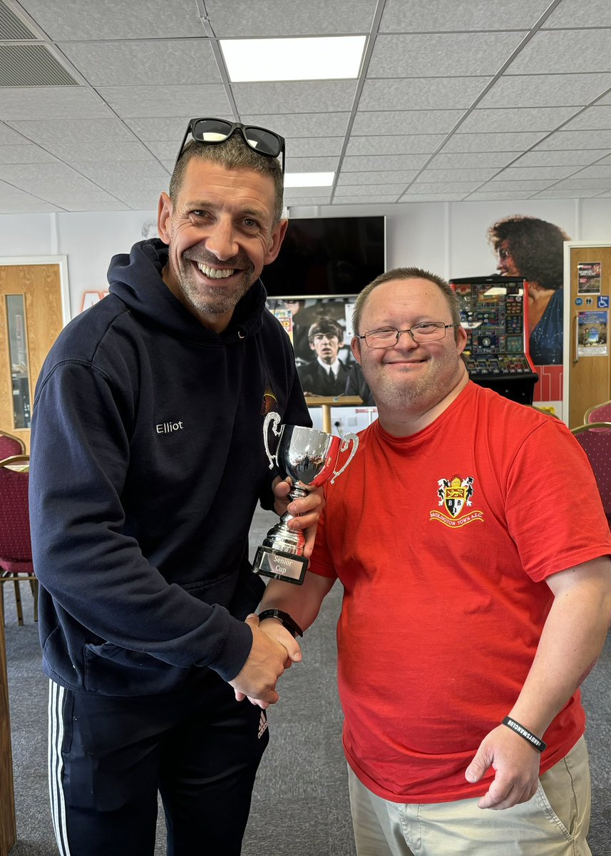 Our MD Elliot pictured with the Connect 4 champion Alexander at today’s DANDI social club at <a href="/BridTownAFC/">Bridlington Town AFC</a>’s <a href="/The_Town_Bar/">Bridlington Town Bars</a> , Well done Alexander 🏆👏🏼👏🏼👏🏼