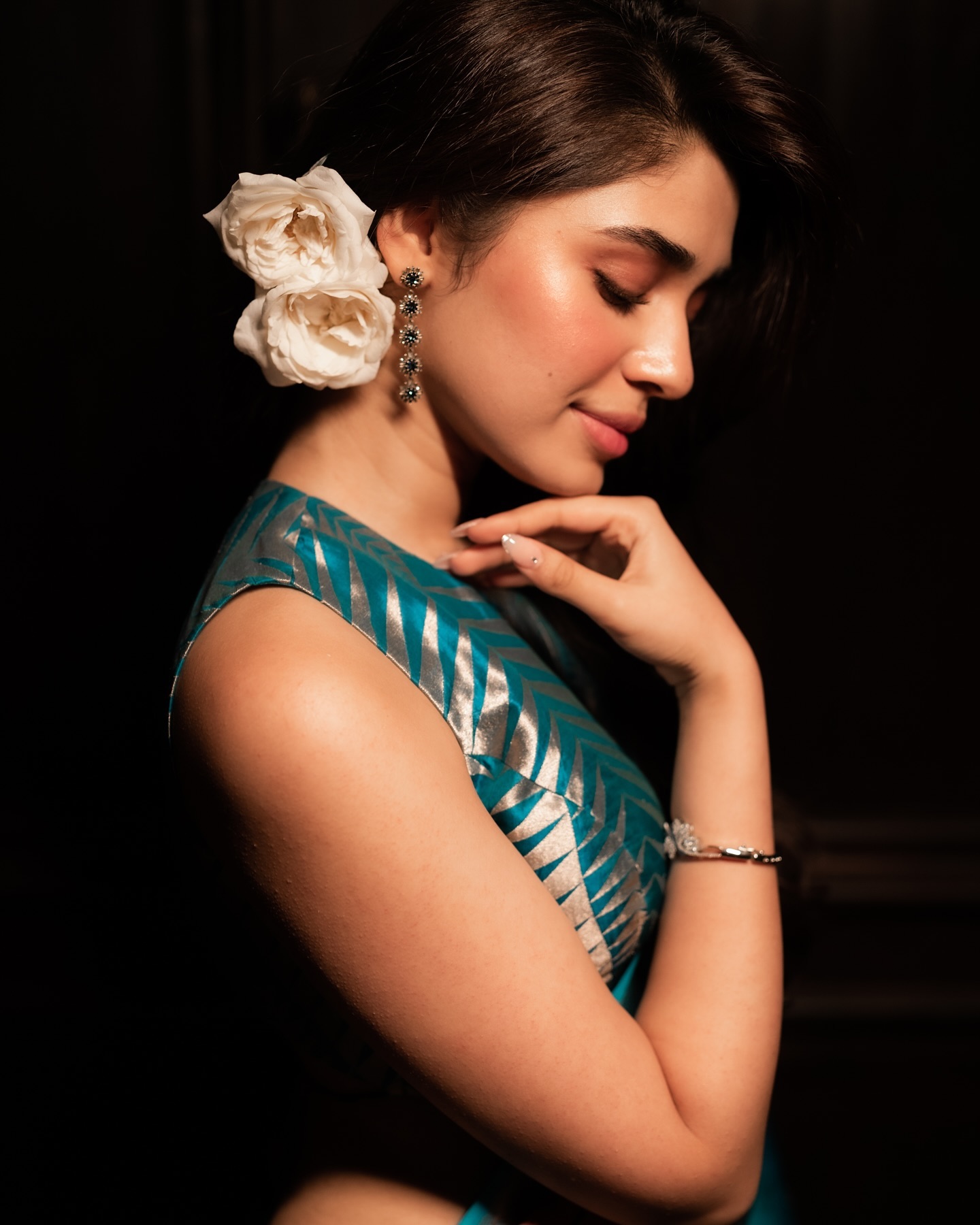 GXSiNuEbsAAKBv4?format=jpg&name=large