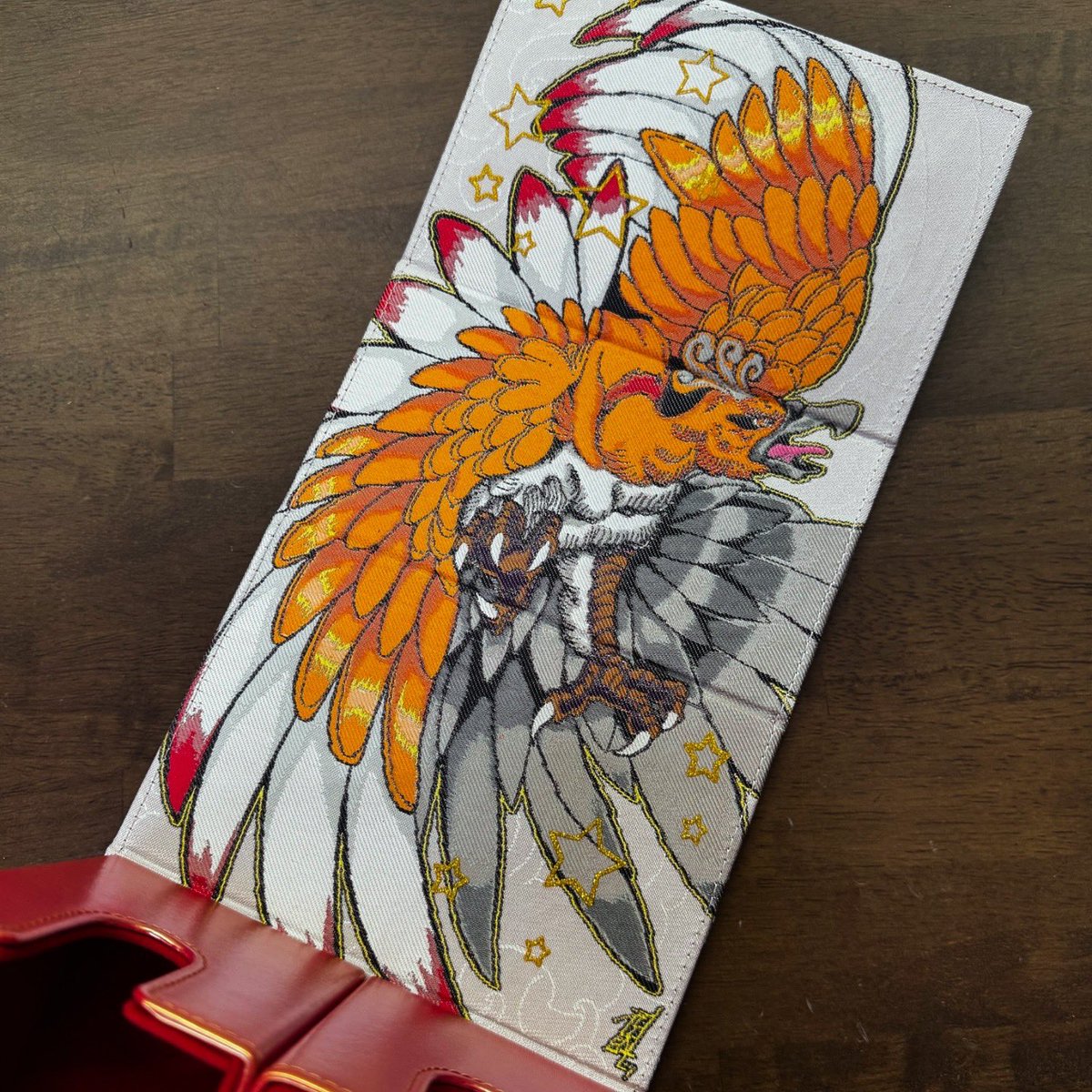 xGemAccessories's tweet photo. 🚨GIVEAWAY🚨

@PrimeTimeWiz is doing a give away of our Sample GoldenFlames deck box, so we decided to give away the matching version.

✅️ Follow us and @PrimeTimeWiz 
✅️ Retweet

Winner Announced September 15th https://t.co/04sFscMcDs