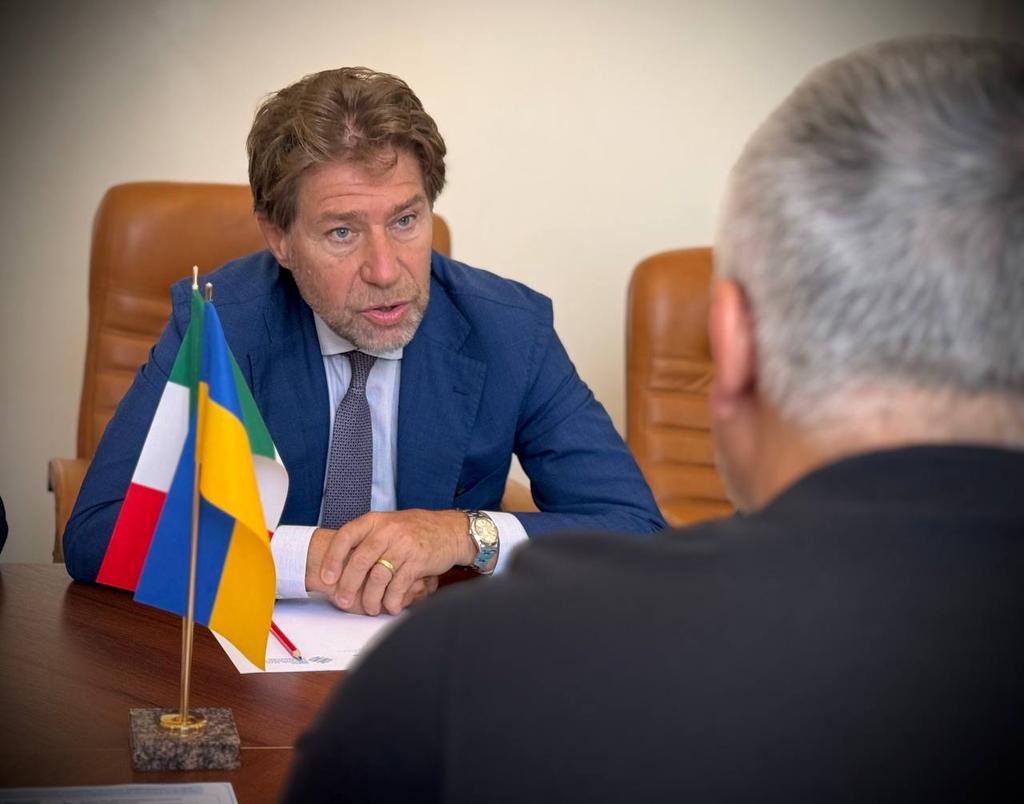 🇮🇹🇺🇦Restoration of cultural heritage sites, assistance to hospitals in the region, reconstruction of irrigation systems, and the energy situation were among the topics discussed at the meeting with the Ambassador Extraordinary and Plenipotentiary of Italy to Ukraine, Carlo