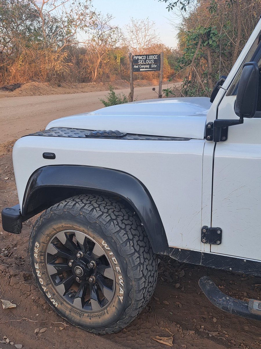 .
.
#VisitTanzania #Selou #Defender #camping #mloka #TanzaniaByRoad #Roadtrips