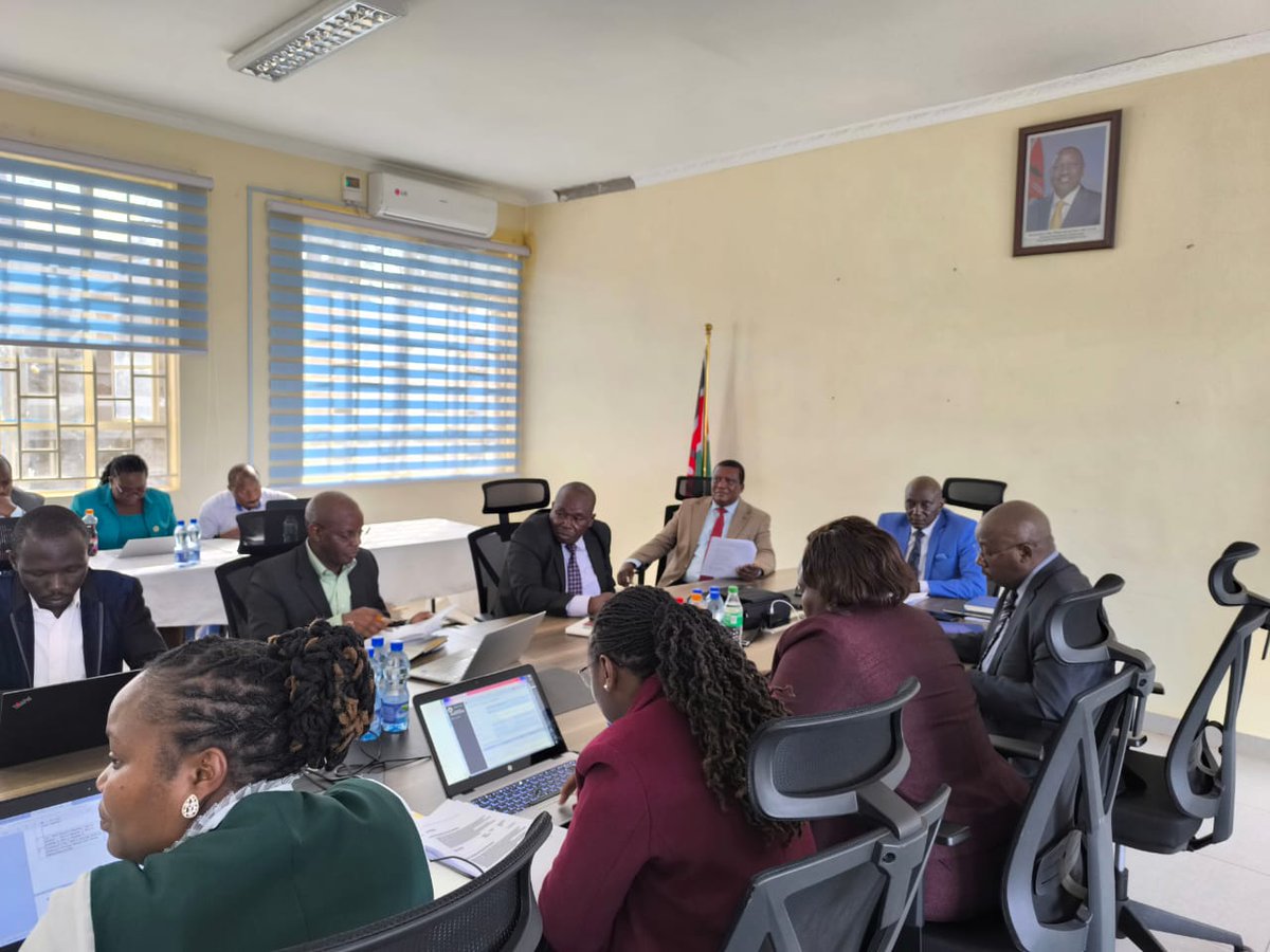 tanawwda's tweet photo. Performance Contract vetting of @tanawwda by the @MOWSI_KE led by The Secretary Administration, Mr Stephen Kihara. https://t.co/J3CXIQGXx0