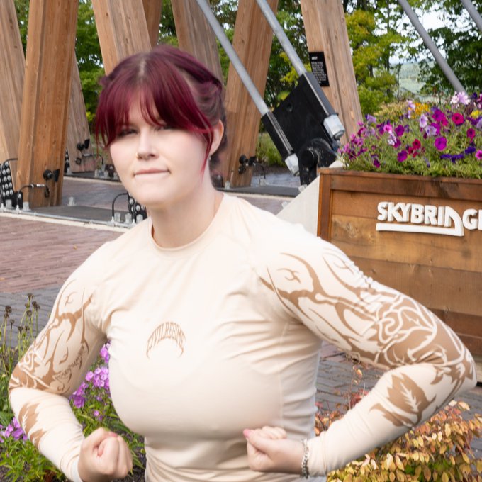 Watch Jenn's leaked NSFW photo on TwXstars