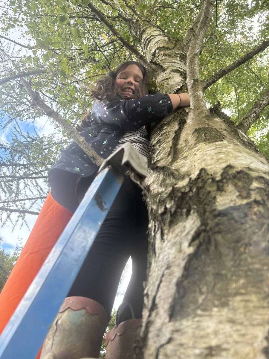 AmberleyForestS's tweet photo. ππ»ππ±First Forest School of the academic year! Y4ML loved being back, tree climbing, ladybird finding, slack lining! The rain didnβt stop this lot! π±ππ»π#naturalcurriculum https://t.co/vSMwrEUEqf