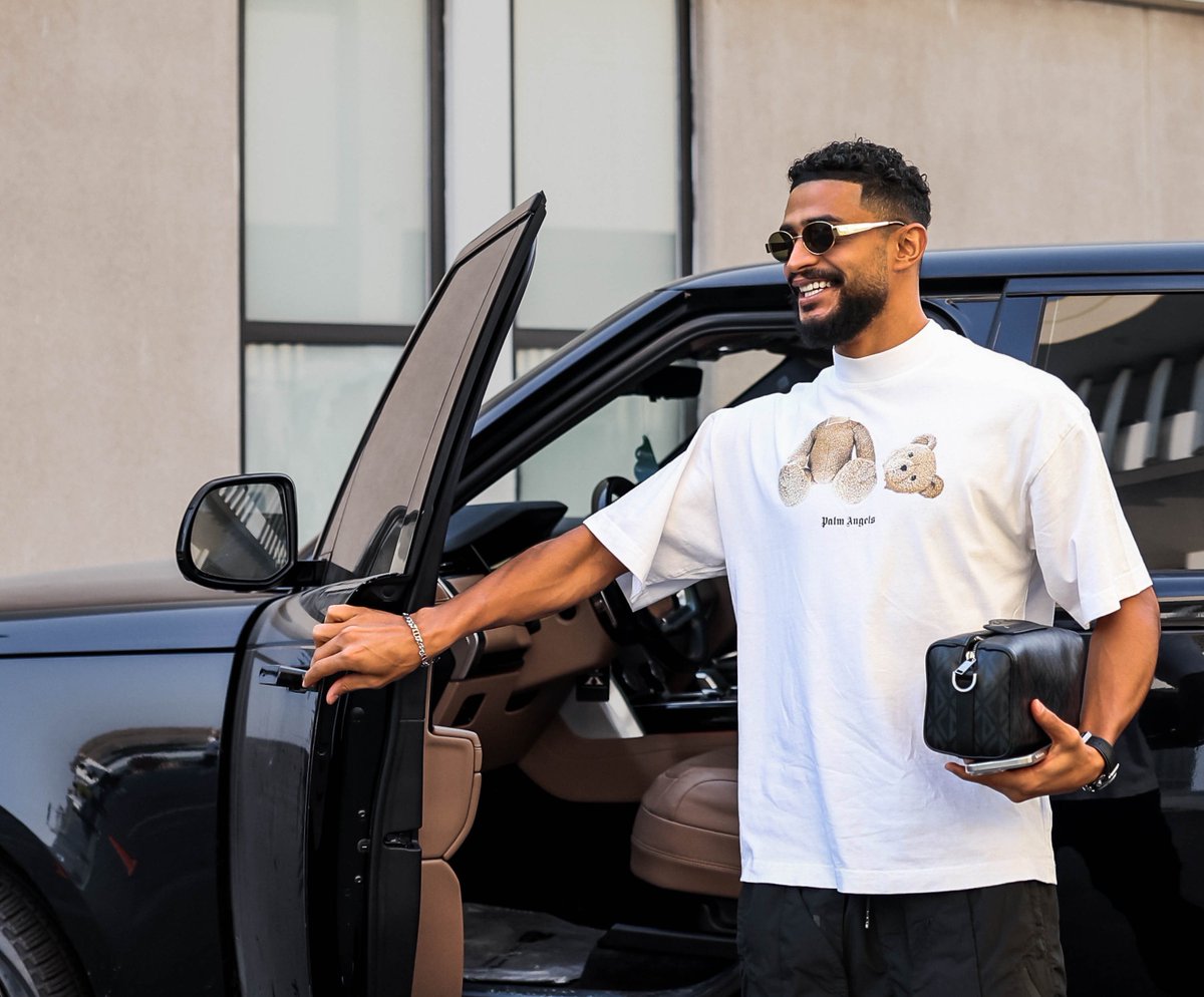 📸| من وصول أعضاء الفريق الكروي إلى مقر النادي