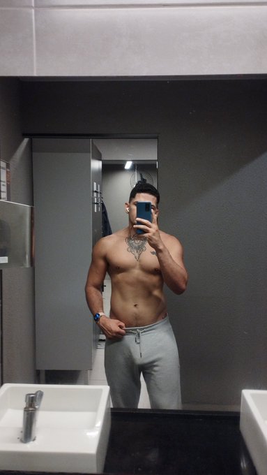 Olá 🫂 https://t.co/cBM4M4m3US