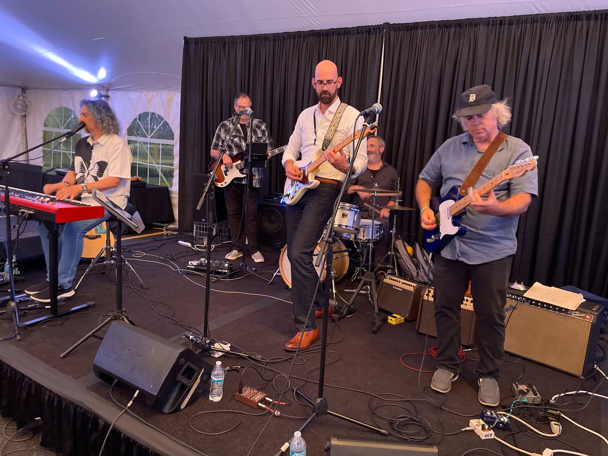 Another great day at #tcbiomass2024! From Ensyn’s Robert Graham receiving the Don Klass Award to an advanced biofuels funding panel led by <a href="/NREL/">NREL</a>, the excitement was nonstop. Attendees toured <a href="/gti_energy/">GTI Energy</a>'s labs and enjoyed a reception filled with music and connections. 📷⬇️