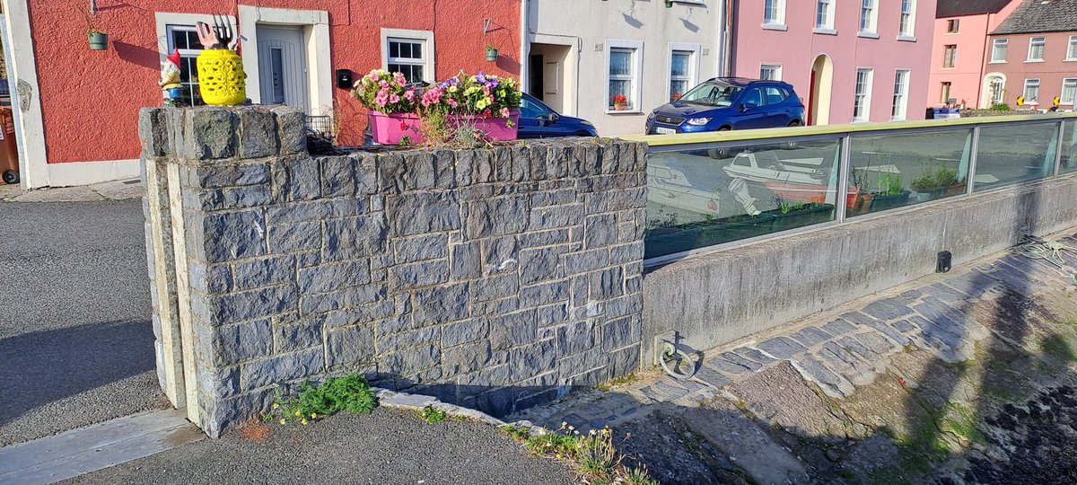 Could the below work for town &amp; St Sampsons? Looks a bit better than a granite wall ?!?