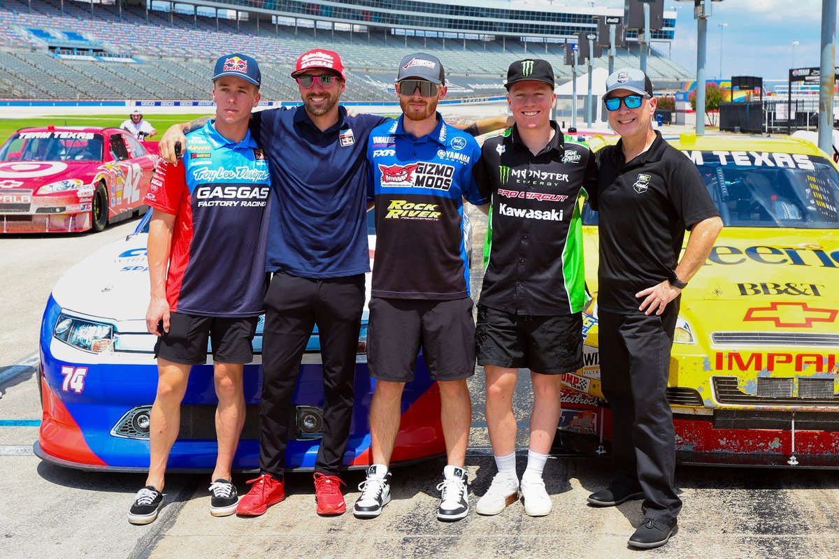 SpeedwayClubTMS's tweet photo. The SuperMotocross crew hit the oval track before gearing up for this weekend's action! Catch all the action this weekend!
🔗  https://t.co/T8bNmuEY92 https://t.co/gQ26nJC1nJ