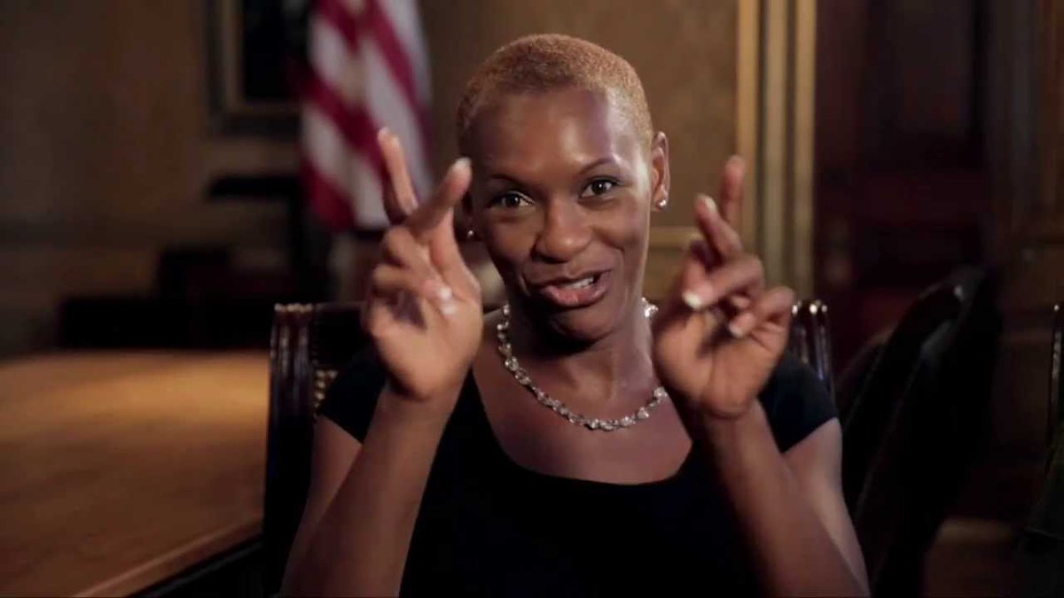 SIVRInterp's tweet image. ⚖️ Claudia Gordon&apos;s achievements in law are not just personal triumphs but milestones for the entire Deaf community, inspiring many to pursue their dreams regardless of barriers. #aslinterpreter #videointerpreter [azsigning.com] [azsigning.com/about-me/]