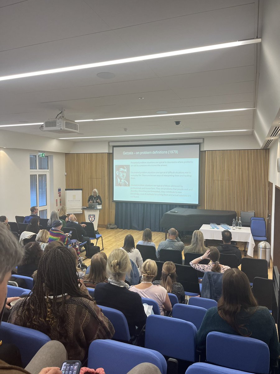 So much inspiration gained from the #BPSPES2024 conference! The incredible work presented has given me the push I needed as I get ready to begin my MPhil at Cambridge 🤩 Very grateful to have the opportunity to catch up with my amazing professors from UCL as well 🫶🏻