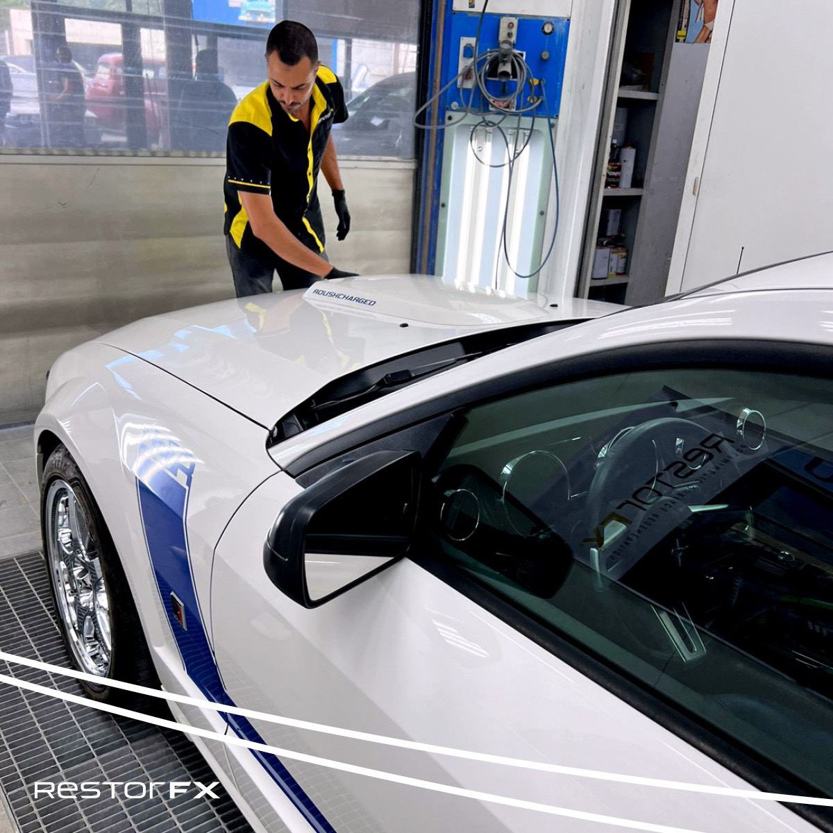 RestorFX's tweet photo. Our team in Geneva just leveled up through Advanced Training with Technology Director Alex Kay. 💪 Shoutout to Youssef, Ouissem, Steve, Fabien and Sam for their dedication! 👏 Glad to equip our Centers with the latest techniques to keep delivering unmatched results. 💯 #RestorFX https://t.co/zSR8Vz6yFk