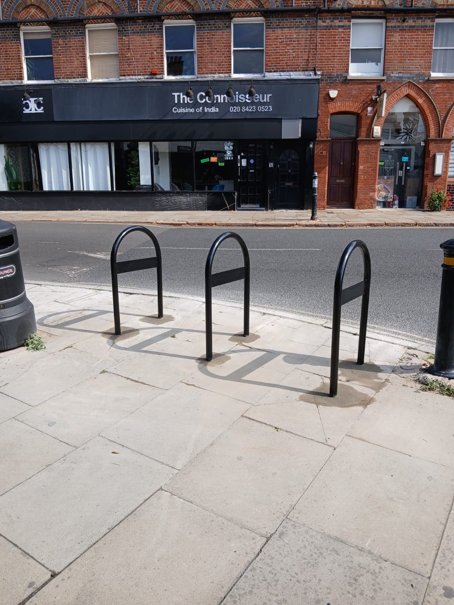 After a sojourn away from the hill, it was good to return and see the new bike racks installed on the High Street. Pleased we could use our ward budget for these🚲🚴‍♂️🚴‍♀️