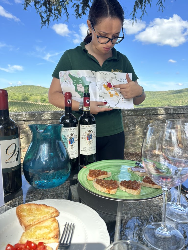 teej61's tweet photo. #BindiSergardi beautiful vineyards, beautiful wines. https://t.co/LVcv1XfiE4