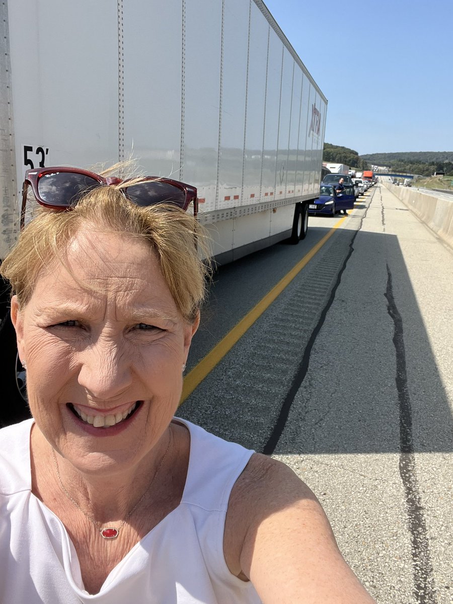 Beth Azor, “Canvassing Queen” tweet media