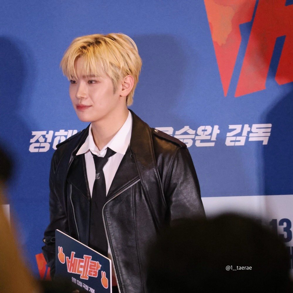초바비 tweet media