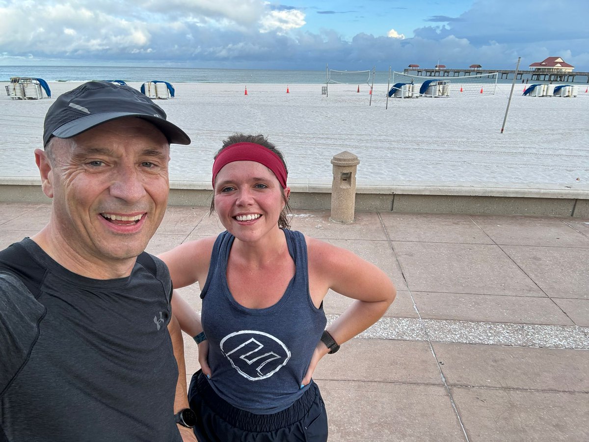 garrett_peers's tweet photo. Getting ready for the Chicago Marathon has been great and its been great having people ready to lace up and run beside me.
#garrettpeers #entrepreneurlife #fitnessjourney #explore #marathontraining #marathon #training #friends #workout #healthylifestyle #outdoorexercise #runningcommunity #exercise #outdoorworkout #runningbuddy
long-distance runners, running, outdoor exercise, marathon training