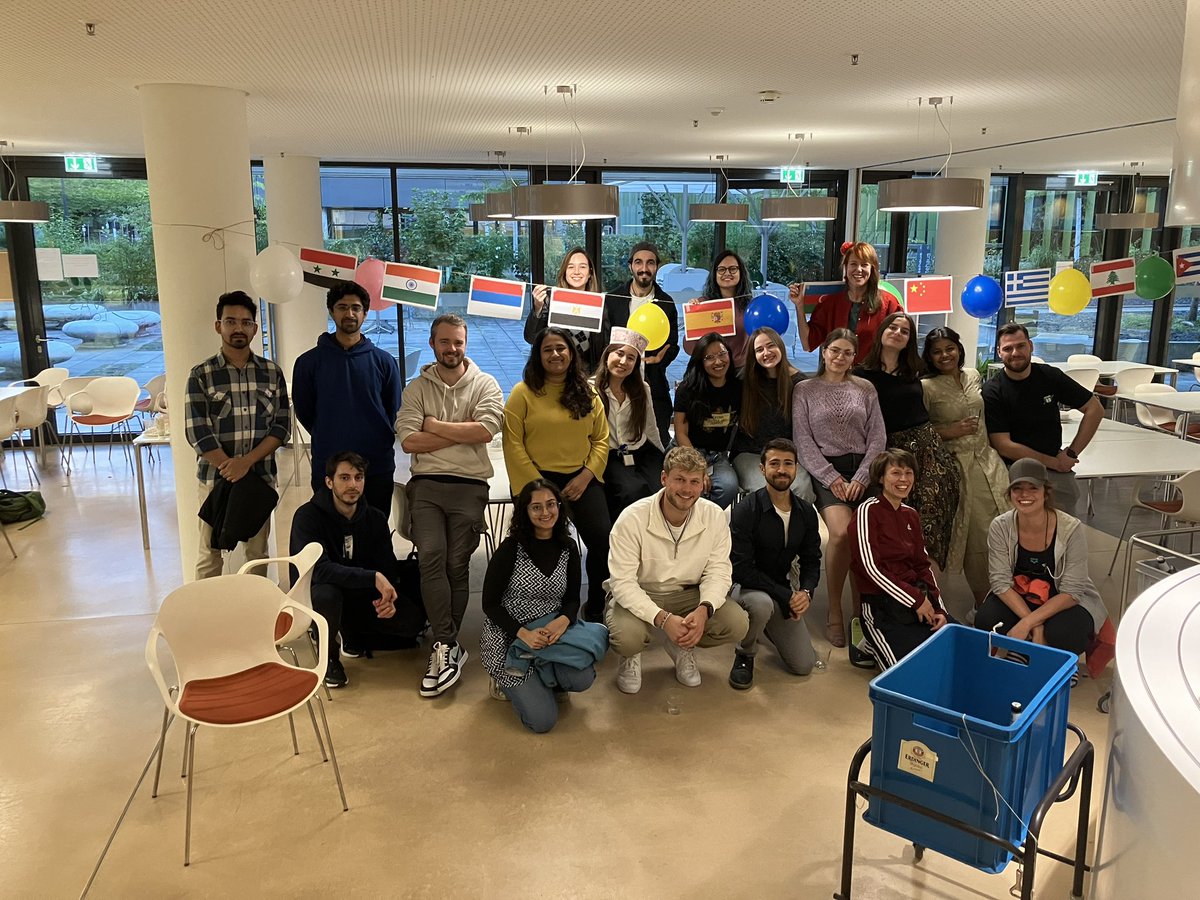 🎉This year’s CGA summer party is a blast! We are so happy to spend an evening full of joy and laughter with all our students! What a great opportunity to connect with all and to celebrate our diverse cultural backgrounds 🥳