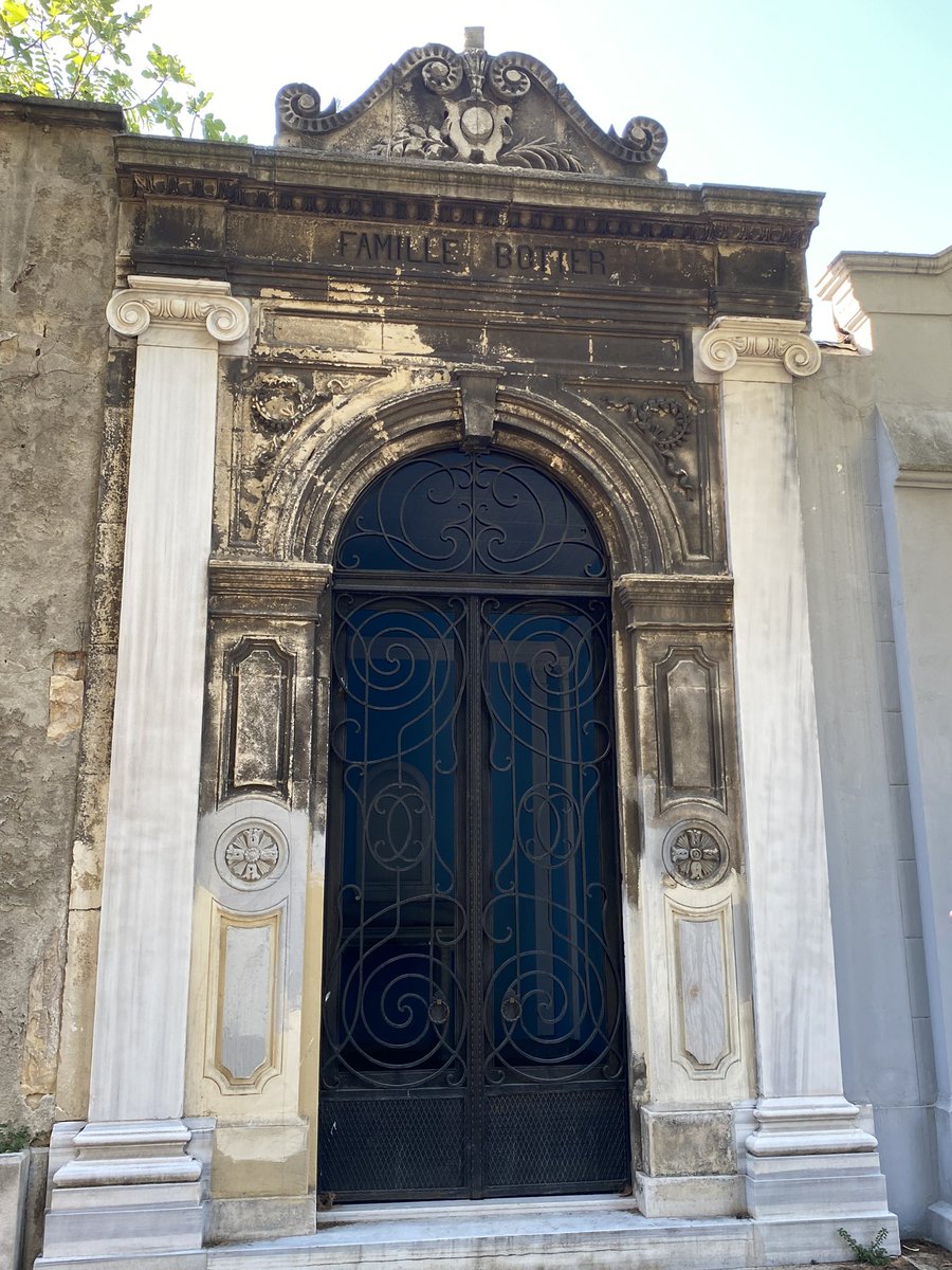 arjenuijterlind's tweet photo. The name #Botter is mostly known today for the beautiful, recently restored monumental building on Istiklal Caddesi #CasaBotter. Johannes Botter, born in Harderwijk in 1845, became taylor at the court of Sultan Abdülhamid II and even counted Atatürk among his clients. #EHD https://t.co/6p4m8L9p52