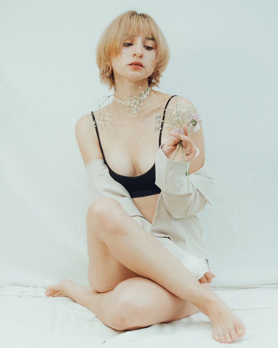 TheCluest's tweet photo. New Post on IG 👉👈❤️ https://t.co/Yib7sbcgO1