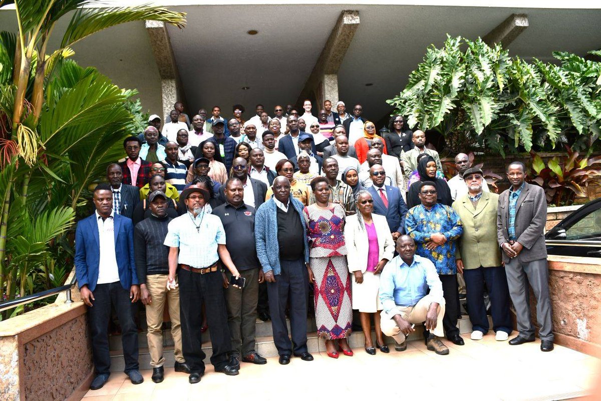 DLCI_Kenya's tweet photo. Day 1 of the Historical Land Injustice Conference begins!   and partners are convening state and non-state actors to address long-standing Historical Land Injustices (HLIs) that have affected many communities.

1/4
 #LandJustice #HLIs #ReclaimingRights https://t.co/cgWyQgaaL2
