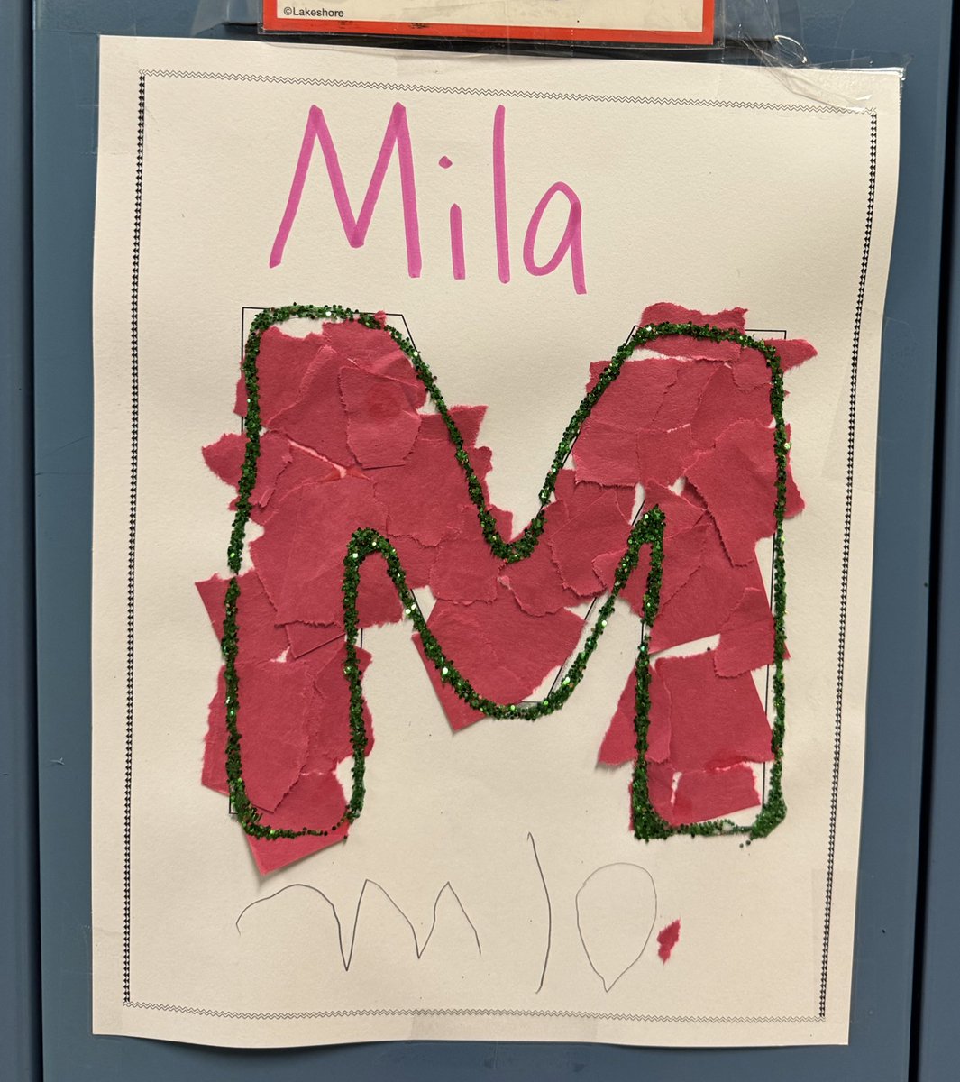 npinilla1's tweet photo. #Prek3 #TornPaper to strengthen our hands #finemotor We all need to start somewhere & allow our skills to develop in a positive learning environment to reach our goals! #Initialletter recognition & name #writingsample #WeCanDoHardThings ✋🏽✏️ https://t.co/Q124A1OPT7
