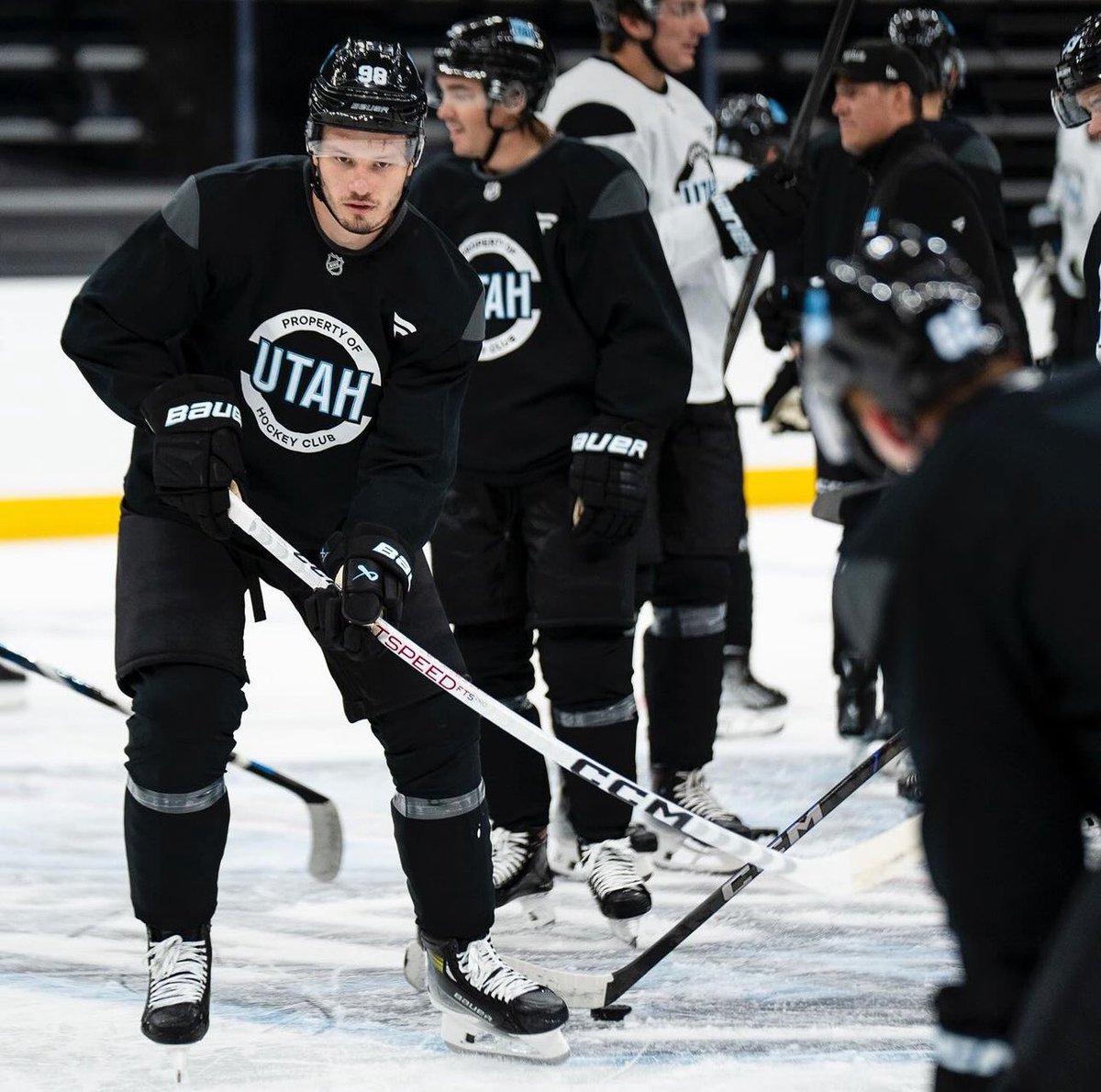 BagleyKSLsports's tweet image. Sergachev 👀

And holy smokes the blue practice sweater is SO good 🥶