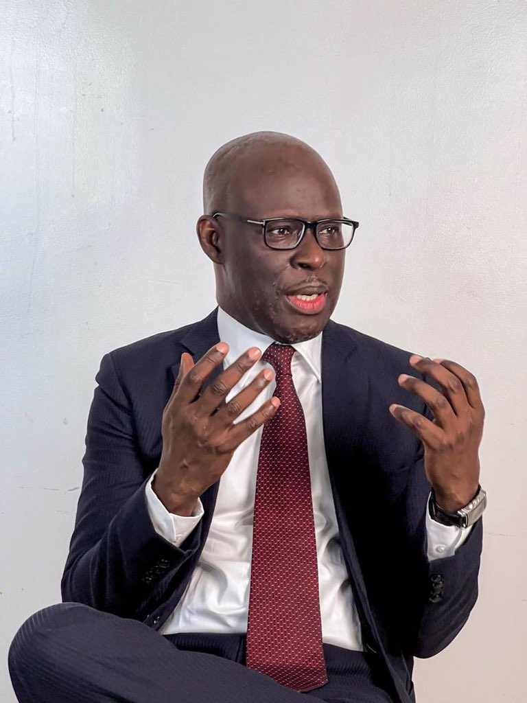 La dissolution de l'Assemblée Nationale par le Président de la République, Son Excellence M. Bassirou Diomaye Faye est une mesure nécessaire et salutaire. Elle met fin à un débat de sourds aussi inutile que pénible. 
Nous avons constaté l'énorme difficulté à mettre en oeuvre dans