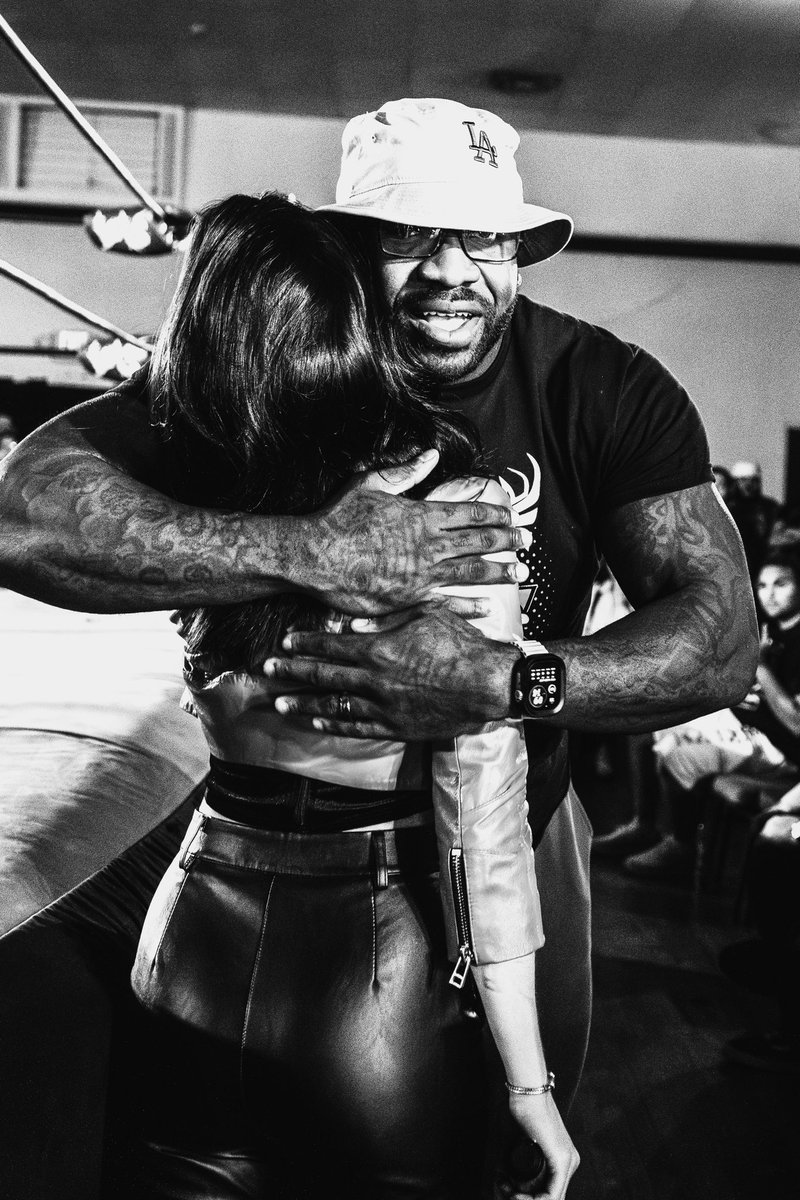JocelynReina_'s tweet photo. Surprise @TheMooseNation appearance at the last @vxswrestling show 8.23 π«
#TNAiMPACT #arrival2 #TNA https://t.co/TNRf7kc8An