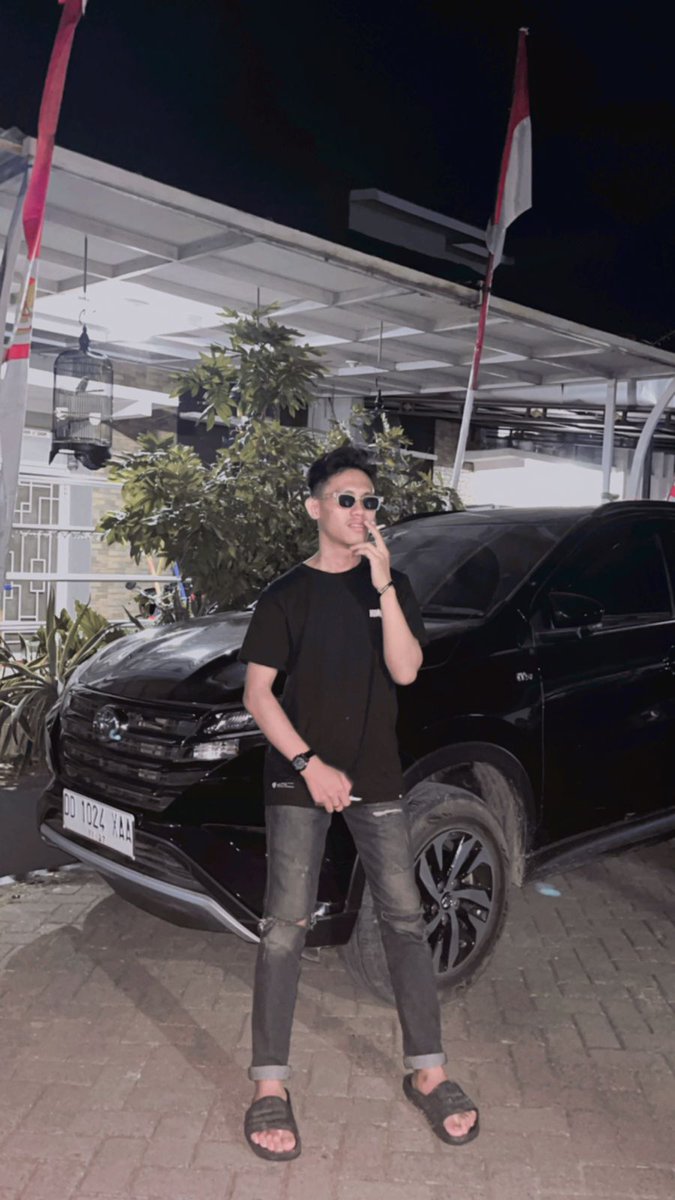 Bryn0112's tweet photo. Butuh kamuu!!
Yg jomblo 
#GayRemaja #gaymakassar #gaygowa #gay #Makassar #makassargay https://t.co/84G5dRqZ4k