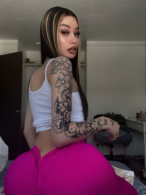 Watch rican w the jatty's leaked NSFW photo on TwXstars