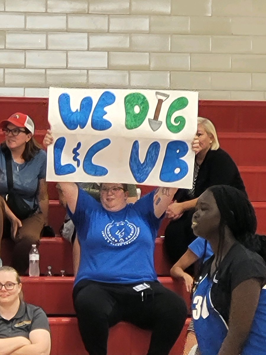 It’s easy to win when you have a cheering section with signs like this! Great job on the first varsity win, volleyball team!🏐

Tomorrow, the football team kicks off at 3:30 for their first game at Davis 🏈