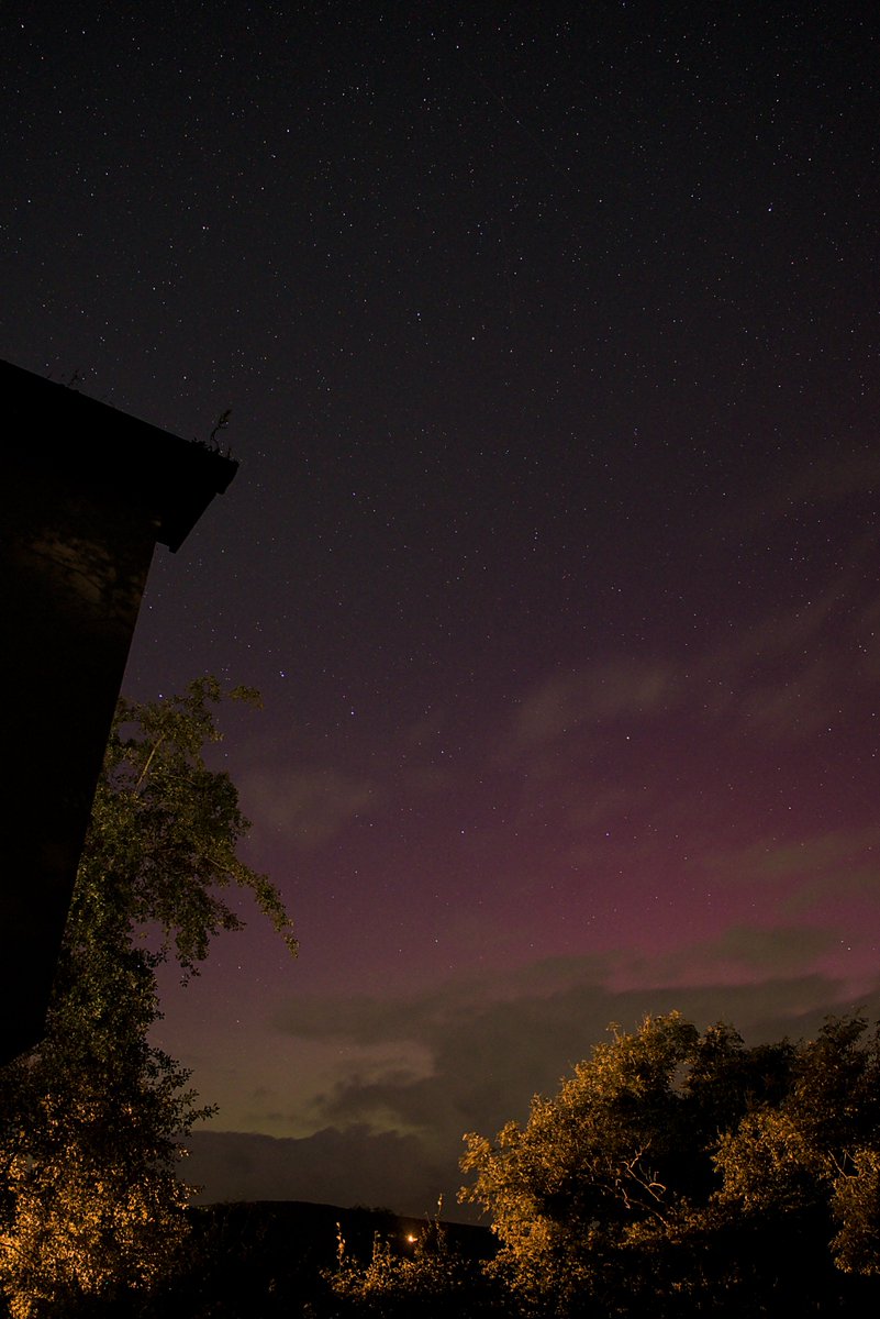Couple of faint aurora pics from the back garden....just about visable to the naked eye