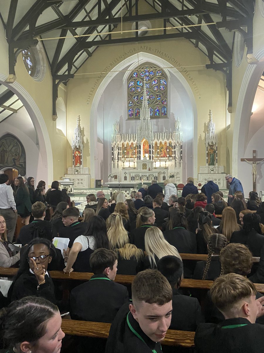 Lovely liturgy as senior students <a href="/StLukesRE/">StLukesRE</a> <a href="/StLukesHigh/">St Luke’s High School</a> attended the annual diocesan vocations mass at St John the Baptist Church in Port Glasgow earlier this evening 🙏✝️