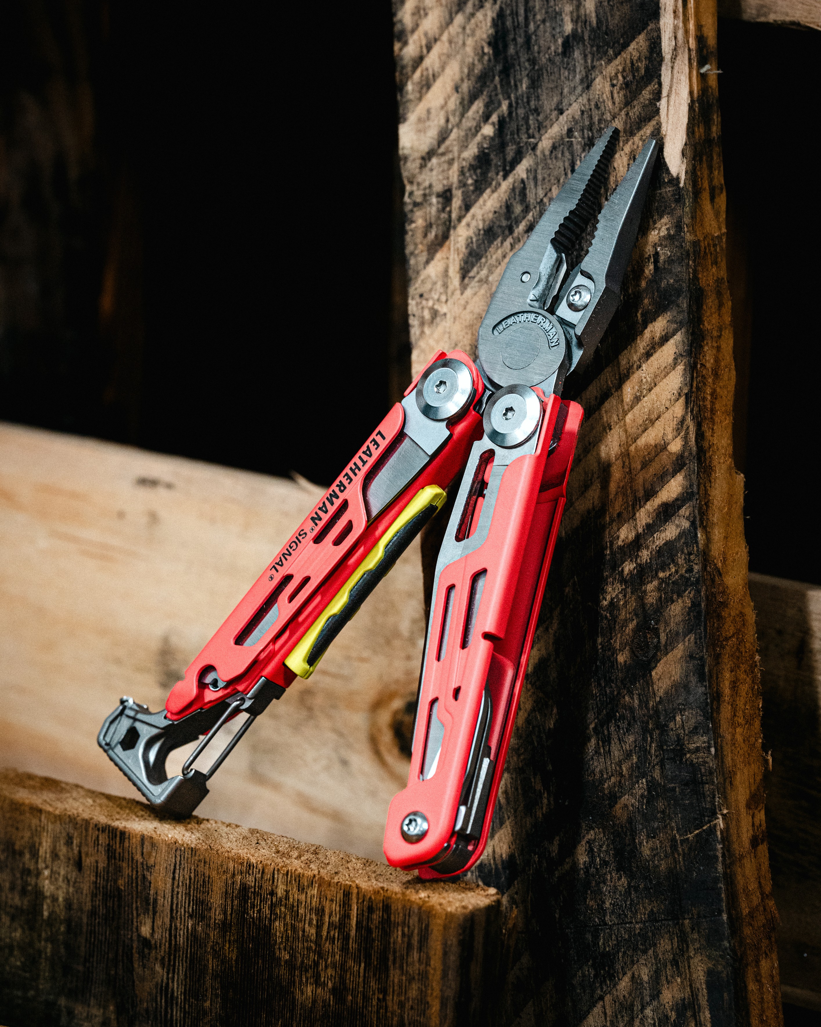 Leatherman signal crimson discount