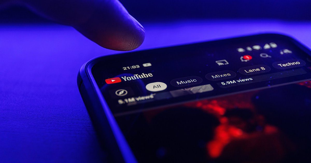 E2M (@e2msolutions) on Twitter photo Google Expands YouTube First Position Ad Availability via <a href="/sejournal/">SearchEngineJournal®</a>, <a href="/MattGSouthern/">Matt G. Southern</a> dlvr.it/TD9MsB » @SEJournal Google Expands YouTube First Position Ad Availability via <a href="/sejournal/">SearchEngineJournal®</a>, <a href="/MattGSouthern/">Matt G. Southern</a> dlvr.it/TD9MsB » @SEJournal