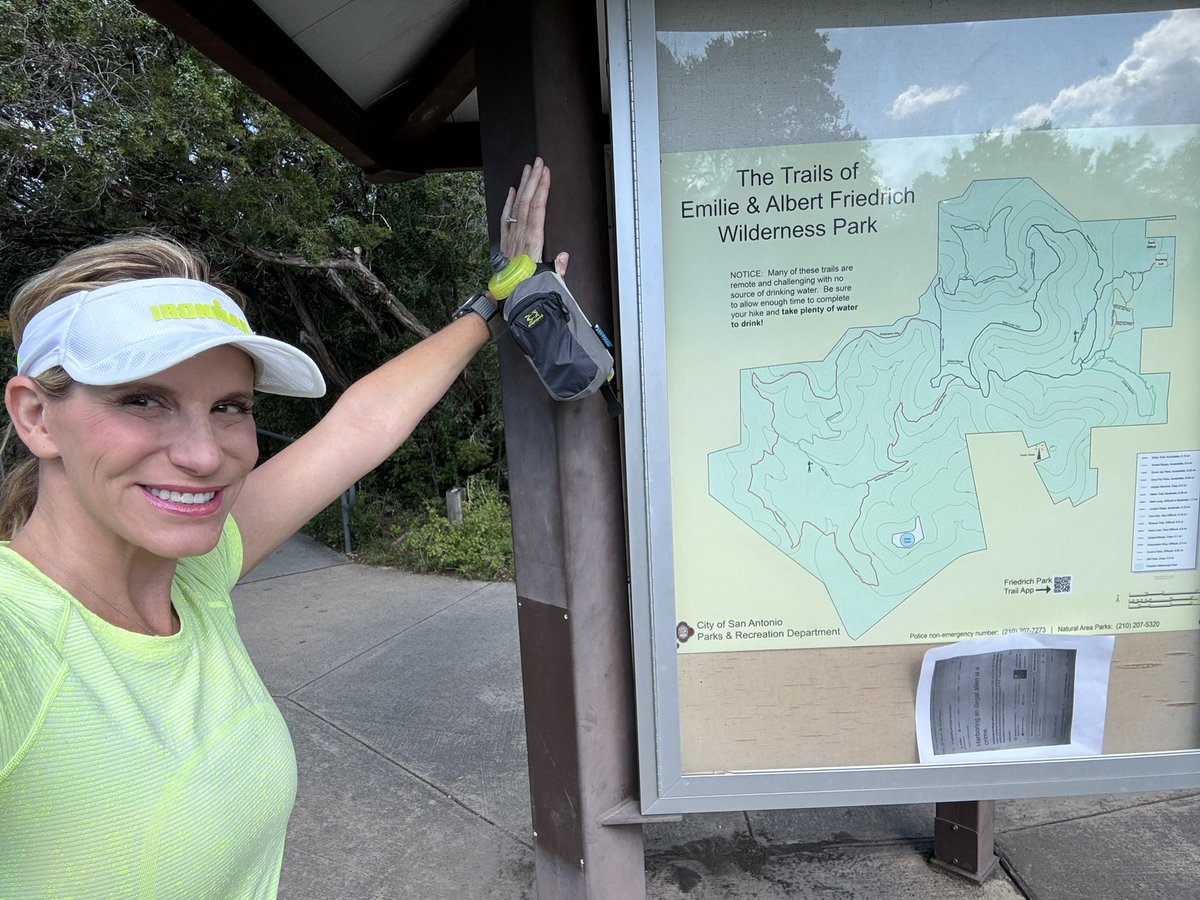 AprilAncira's tweet photo. On rare occasions I don’t feel like knocking out my training run! What do I do on those days? 1.) Believe it or not I wear lots of glitter. Yup, I put on glitter eye shadow, bright glittery lipstick & glitter sunscreen. Ha! 2.) I put on a motivating /fast paced audiobook, podcast or music. 3.) I walk! Yup… I walk & the 80/20 rule applies…. 80% of the time that walk eventually turns into a run. I like those odds. 4.) I ask people to donate to my @SA_Sports link for my $100k for 100 miles challenge & I get inspired to get out there & train when I see the donations drop in. Inspire me here , 😂 : https://t.co/xNVtxcuD16