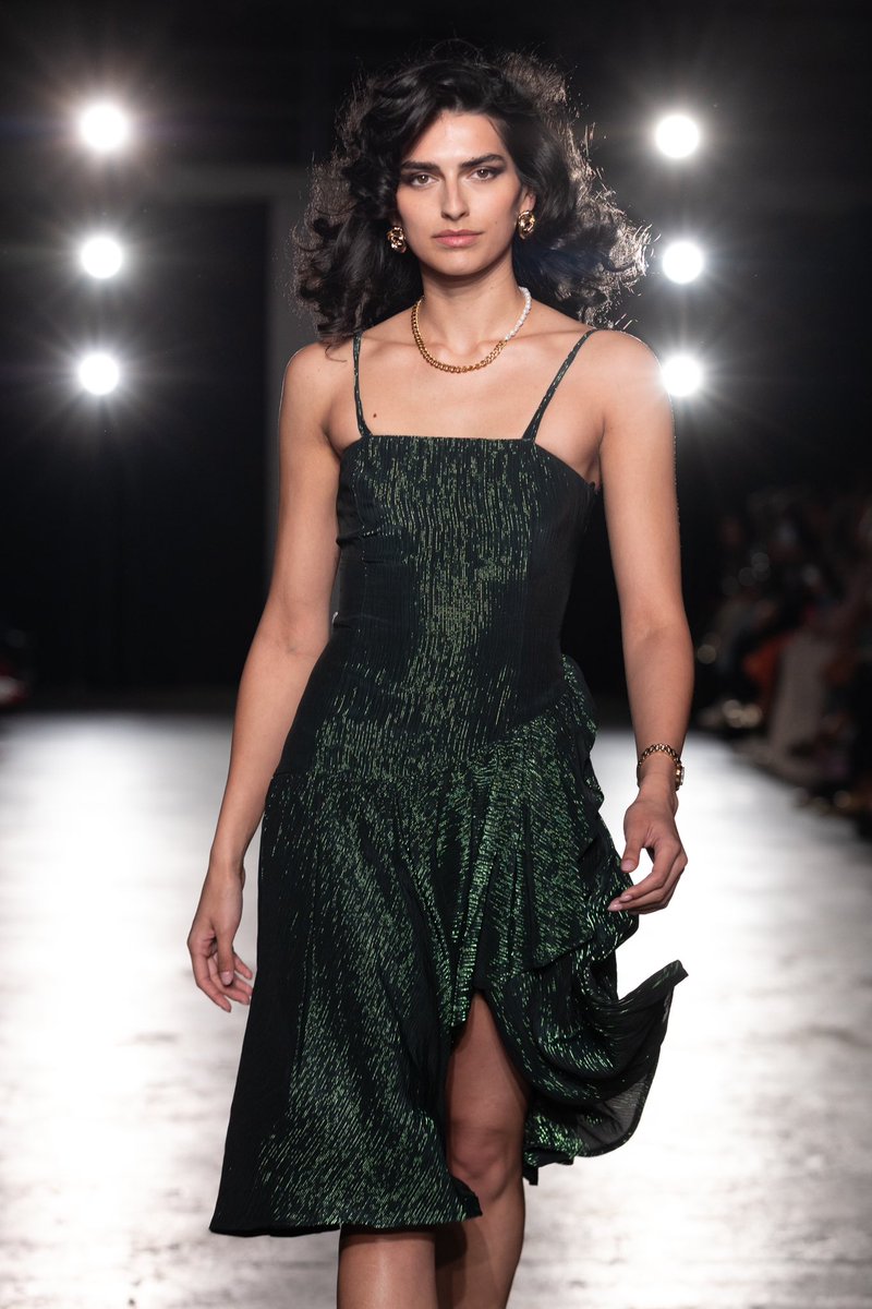 CYPhotographer's tweet photo. @oxfamgb @vintedUK  #Styleforchange @LondonFashionWk #catwalk #runway #catwalk
📸@CYPhotographer https://t.co/p0wsnl9kTV