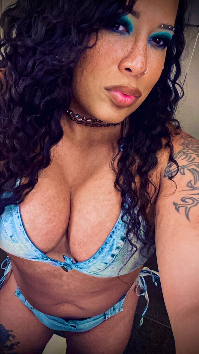 NativeBreaker's tweet image. Summer ain’t over until i say it.